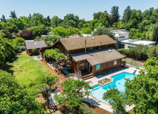 Property at 43236 E Oakside Pl, Davis, CA 95618, 3 beds, 3 baths