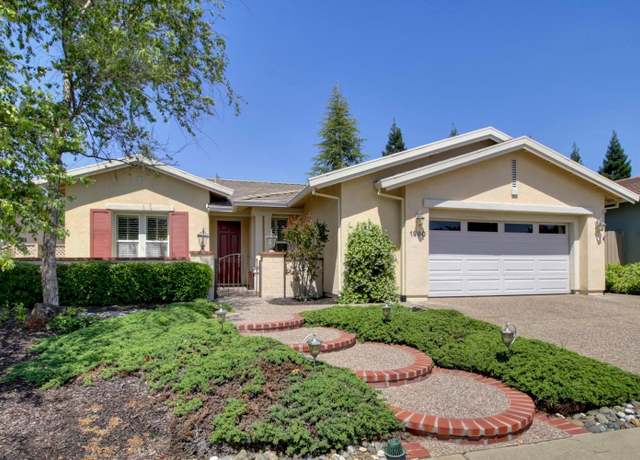 Property at 1960 Viola View Ct, Lincoln, CA 95648, 2 beds, 2 baths