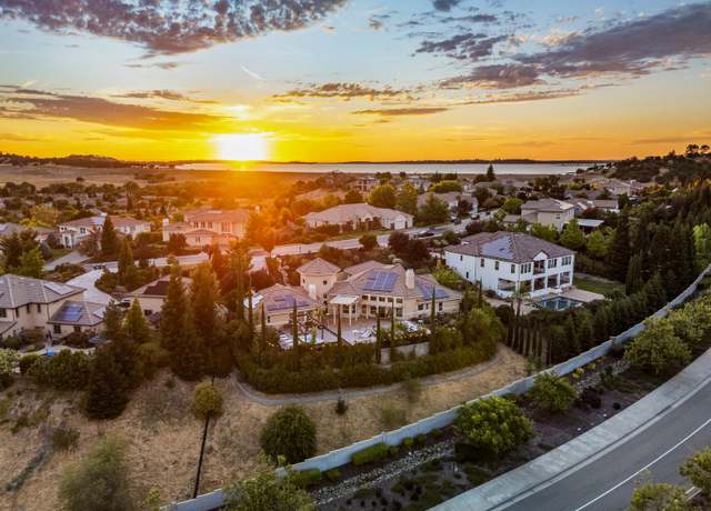 Property at 5083 Thalia Dr, El Dorado Hills, CA 95762, 4 beds, 4.5 baths