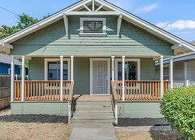 Property at 3306 40th St, Sacramento, CA 95817, 2 beds, 1 bath