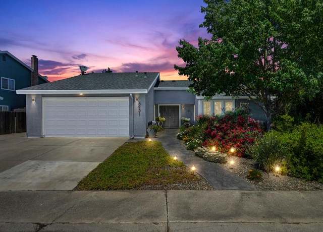 Property at 8931 Mountain Home Ct, Elk Grove, CA 95624, 3 beds, 2 baths
