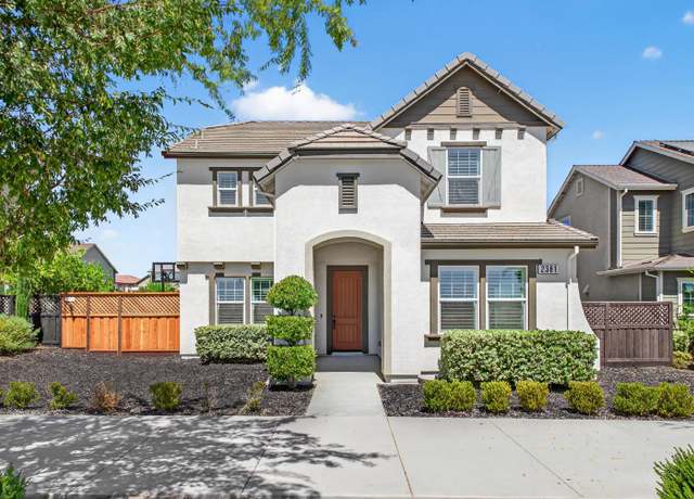 Property at 2381 Ellis Town Dr, Tracy, CA 95377, 4 beds, 3 baths