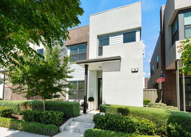 Property at 133 Fischbacher St, Sacramento, CA 95816, 3 beds, 2.5 baths