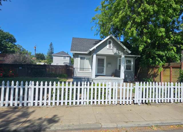 Property at 3008 Franklin Blvd, Sacramento, CA 95818, 5 beds, 2 baths