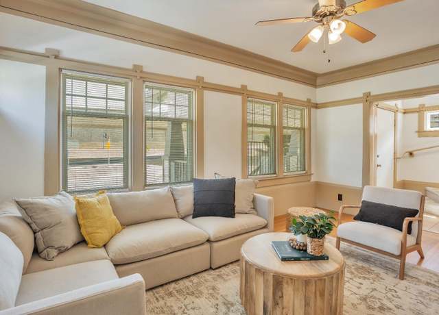 Property at 2014 29th, Sacramento, CA 95817, 3 beds, 2.5 baths