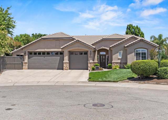 Property at 1653 Brookfield Ct, Yuba City, CA 95993, 4 beds, 2 baths