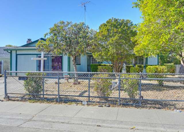 Property at 7978 Center Pkwy, Sacramento, CA 95823, 3 beds, 1 bath