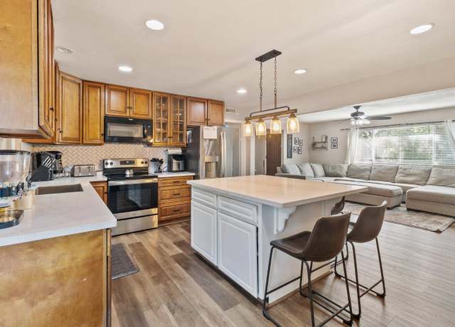 Property at 1408 Elisabeth Ave, Escalon, CA 95320, 4 beds, 2 baths