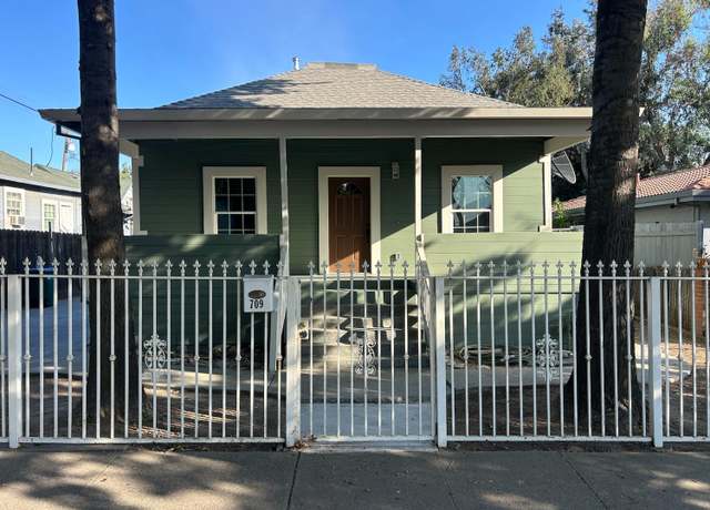 Property at 709 E Sonora St, Stockton, CA 95203, 3 beds, 1 bath