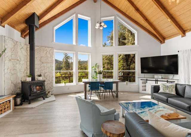 Property at 16548 Annie Dr, Grass Valley, CA 95949, 2 beds, 2 baths