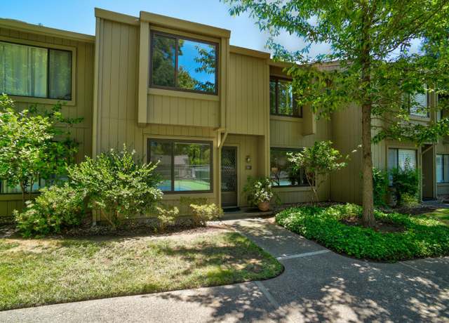 Property at 10 Adelphi, Sacramento, CA 95825, 2 beds, 2.5 baths