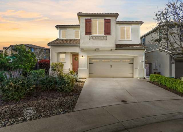 Property at 1312 Oakbriar Cir, Roseville, CA 95747, 4 beds, 2.5 baths