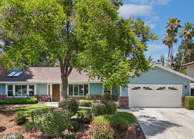Property at 101 Canyon Rim Dr, Folsom, CA 95630, 3 beds, 2 baths
