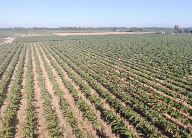 Property at 23181 N Davis Rd, Lodi, CA 95242