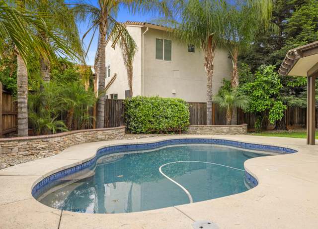 Property at 1734 Bandoni Ln, Manteca, CA 95337, 4 beds, 3.5 baths