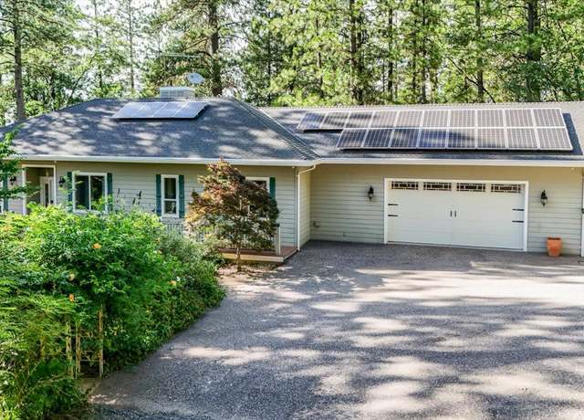 Property at 14174 Warren Dr, Grass Valley, CA 95949, 3 beds, 3 baths