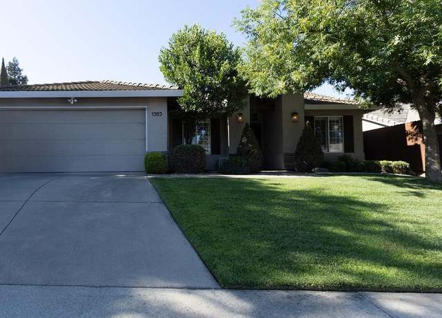 Property at 1383 Ranch House St, Oakdale, CA 95361, 2 beds, 2 baths