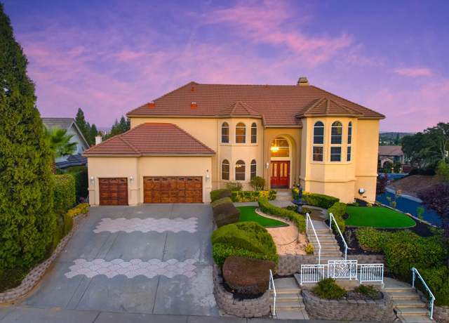 Property at 100 Englehart Dr, Folsom, CA 95630, 5 beds, 3.5 baths
