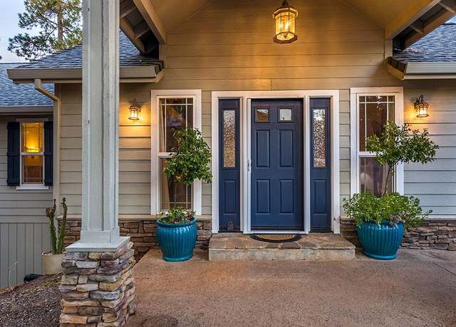 Property at 16388 Patricia Way, Grass Valley, CA 95949, 3 beds, 2.5 baths
