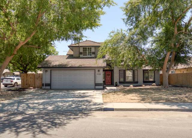 Property at 1724 Don Pedro Rd, Ceres, CA 95307, 4 beds, 2.5 baths