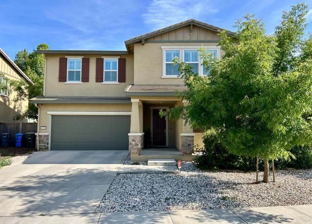 Property at 1110 Legion Ct, Dixon, CA 95620, 3 beds, 2.5 baths