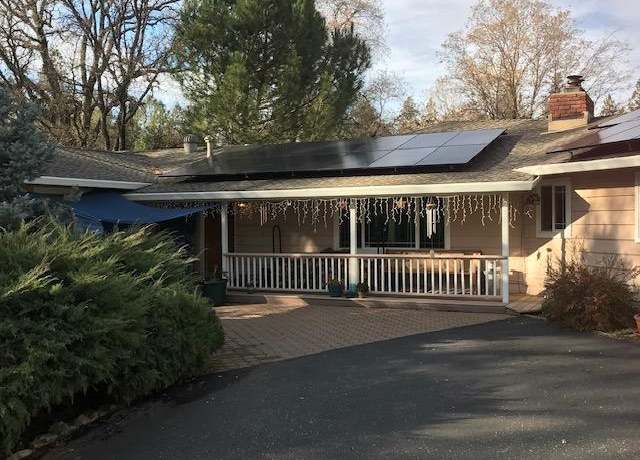 Property at 10016 E Lime Kiln Rd, Grass Valley, CA 95949, 4 beds, 2 baths