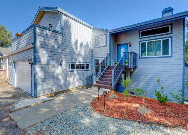 Property at 11594 Madrone Ct, Auburn, CA 95602, 3 beds, 2.5 baths
