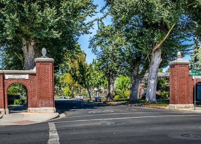 Property at 10 Palm, Woodland, CA 95695, 5 beds, 3 baths