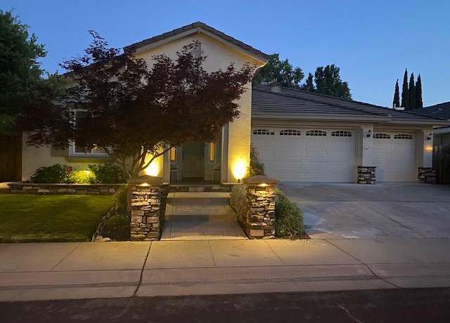 Property at 220 Shrike Cir, Sacramento, CA 95834, 4 beds, 3 baths