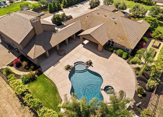 Property at 21557 E Mondy Ln, Linden, CA 95236, 4 beds, 3.5 baths