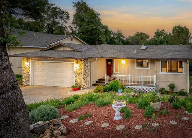 Property at 20029 Echo Blue Dr, Penn Valley, CA 95946, 3 beds, 2 baths