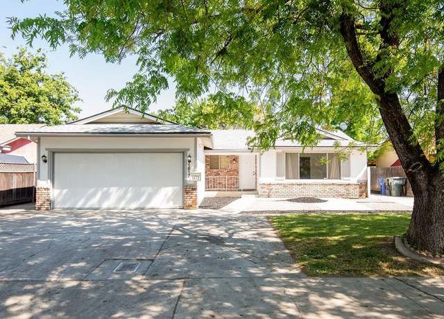 Property at 1617 E Orangeburg Ave, Modesto, CA 95355, 3 beds, 2 baths