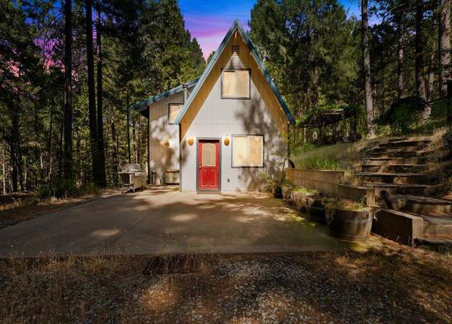 Property at 17607 Hooker Oak Rd, Nevada City, CA 95959, 3 beds, 3 baths