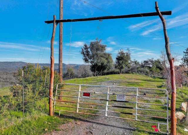 Property at 10263 Ham Luddy Rd, Mountain Ranch, CA 95246