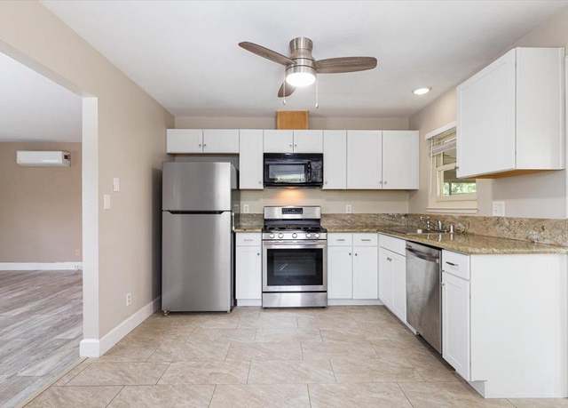 Property at 268 Carriage Ln, Auburn, CA 95603, 4 beds, 2 baths