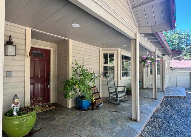 Property at 522 Ponderosa Way, Colfax, CA 95713, 4 beds, 3.5 baths
