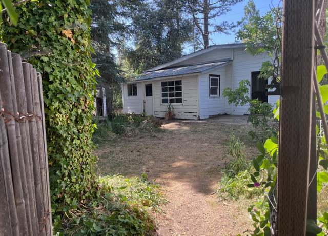 Property at 11065 11065 White Oak Way, Nevada City, CA 95959, 2 beds, 2 baths