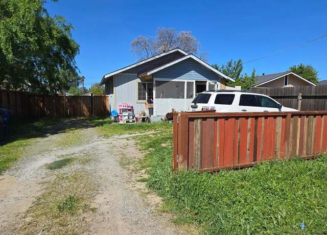 Property at 705 Empire Ave, Modesto, CA 95354, 2 beds, 1 bath