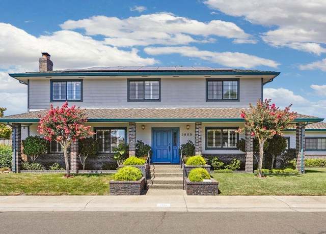 Property at 2805 Park Oak Dr, Lodi, CA 95242, 4 beds, 3 baths