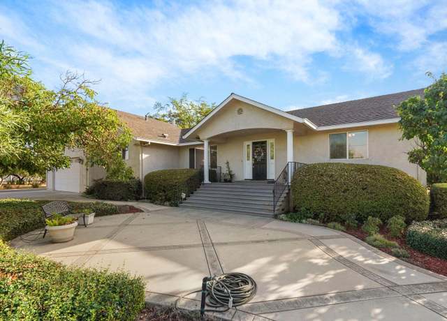 Property at 14267 E Peltier Rd, Acampo, CA 95220, 2 beds, 2 baths