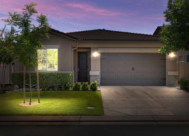 Property at 355 Via Ziroli, Oakdale, CA 95361, 2 beds, 2.5 baths
