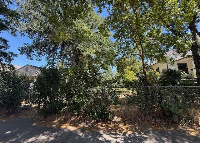 Property at 2525 28th St, Sacramento, CA 95818