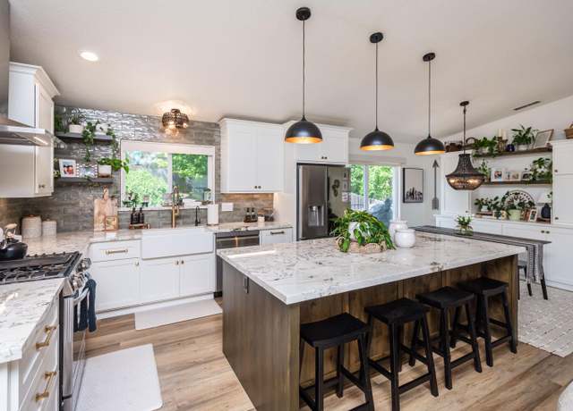 Property at 1130 Summer Ridge Ct, Auburn, CA 95603, 3 beds, 2 baths