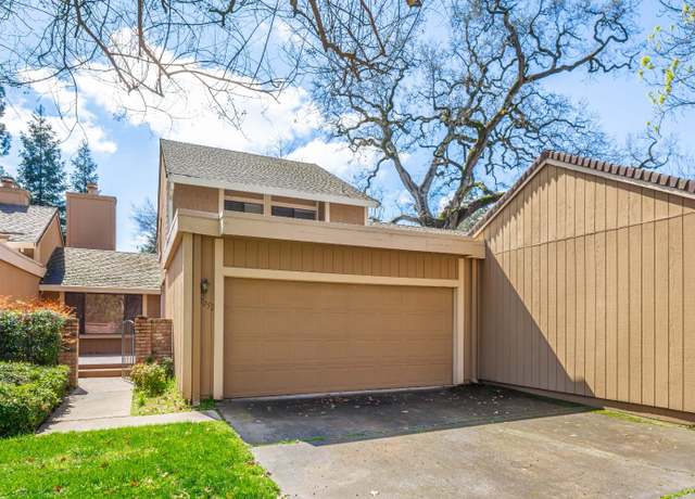 Property at 7052 La Cima Ct, Citrus Heights, CA 95621, 3 beds, 2.5 baths