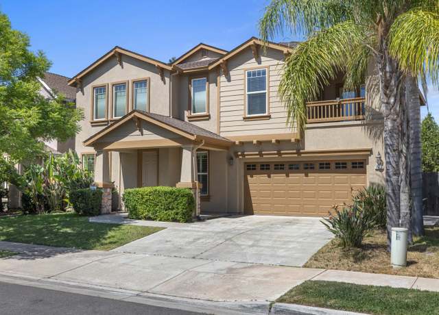 Property at 5825 Holbrook Dr, Riverbank, CA 95367, 4 beds, 2.5 baths