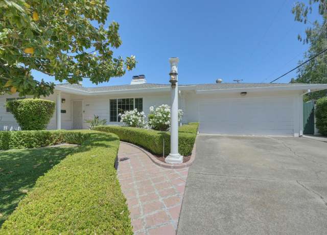 Property at 6207 Rampart Dr, Carmichael, CA 95608, 4 beds, 3 baths