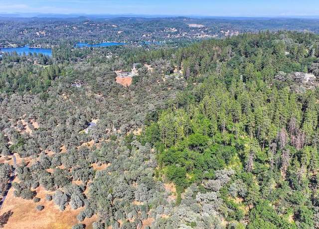 Property at 24316 Timber Ridge Dr, Auburn, CA 95602