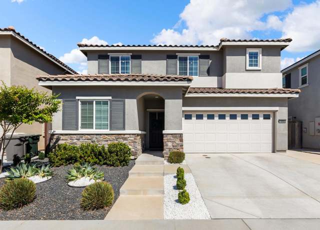 Property at 7096 Star Trail Way, Roseville, CA 95747, 3 beds, 2.5 baths