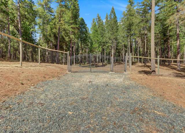 Property at 13821 Golden Lily Ct, Grass Valley, CA 95945
