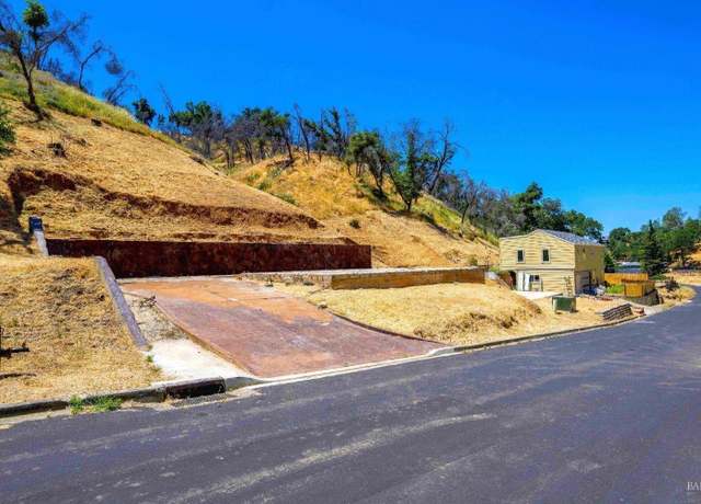 Property at 1057 Arroyo Grande Dr, Napa, CA 94558